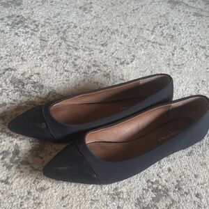 Donald pliner snake cap toe pointed Black Flats